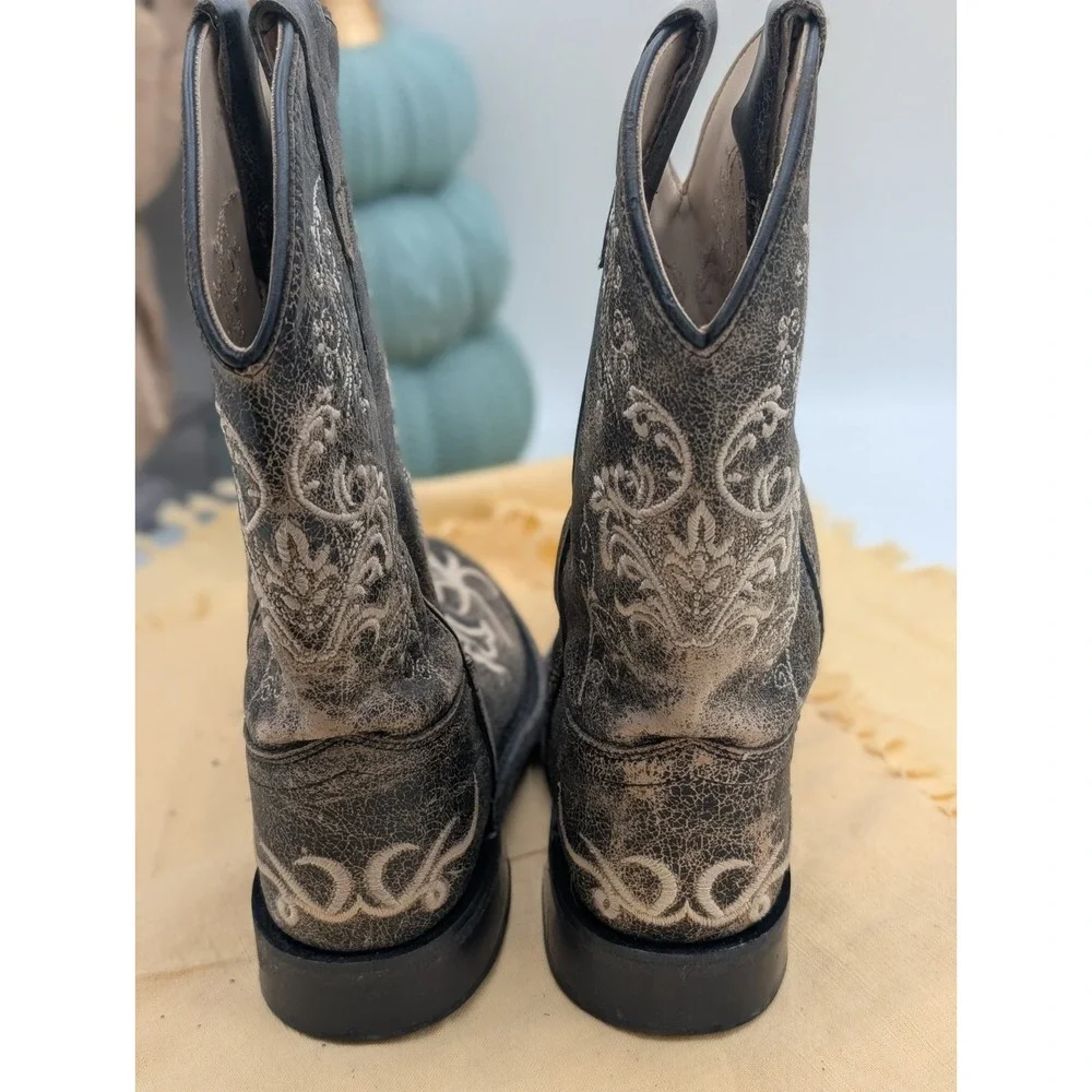 Old West Distressed Charcoal Embroidered Cowboy Boots BSC1825 Coquette Size 2